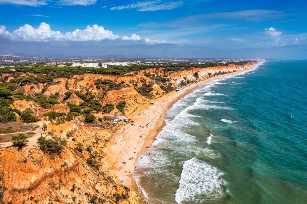 Portugal is one of the most complete destinations for luxury yachting.
