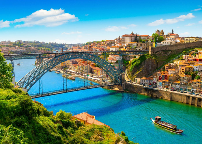 Destination Portugal Evolution Yacht