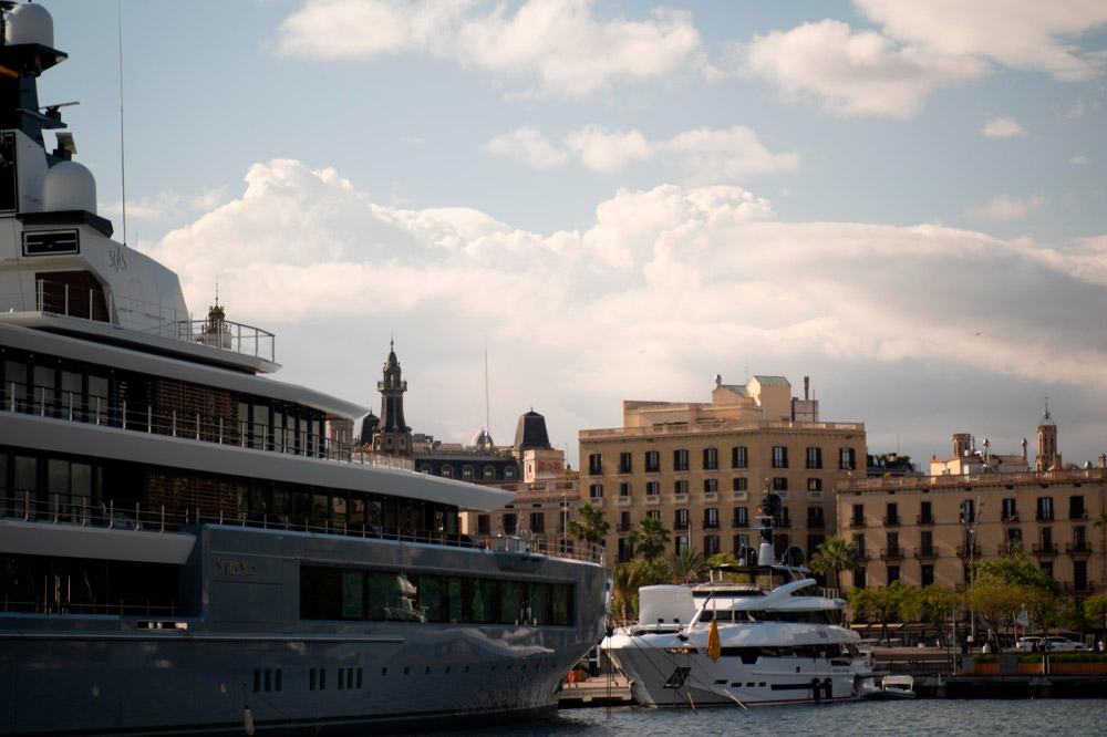 Barcelona, benchmark destination for yacht maintenance, logistics, and full-service management in the Mediterranean